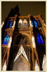 Straßburger Münster im bunten Licht