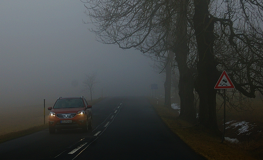 Straße bei Dubi (2016)