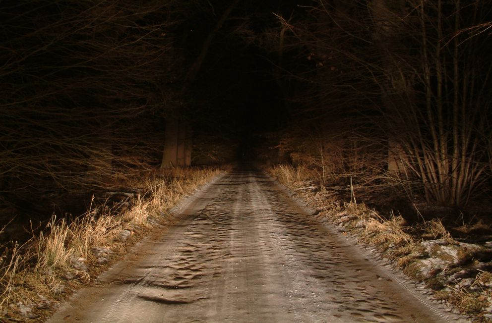 Strasse bei Nacht