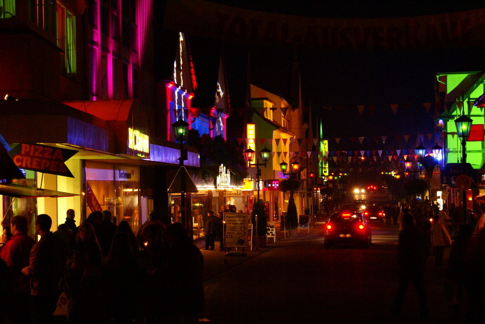 Strasse bei Nacht