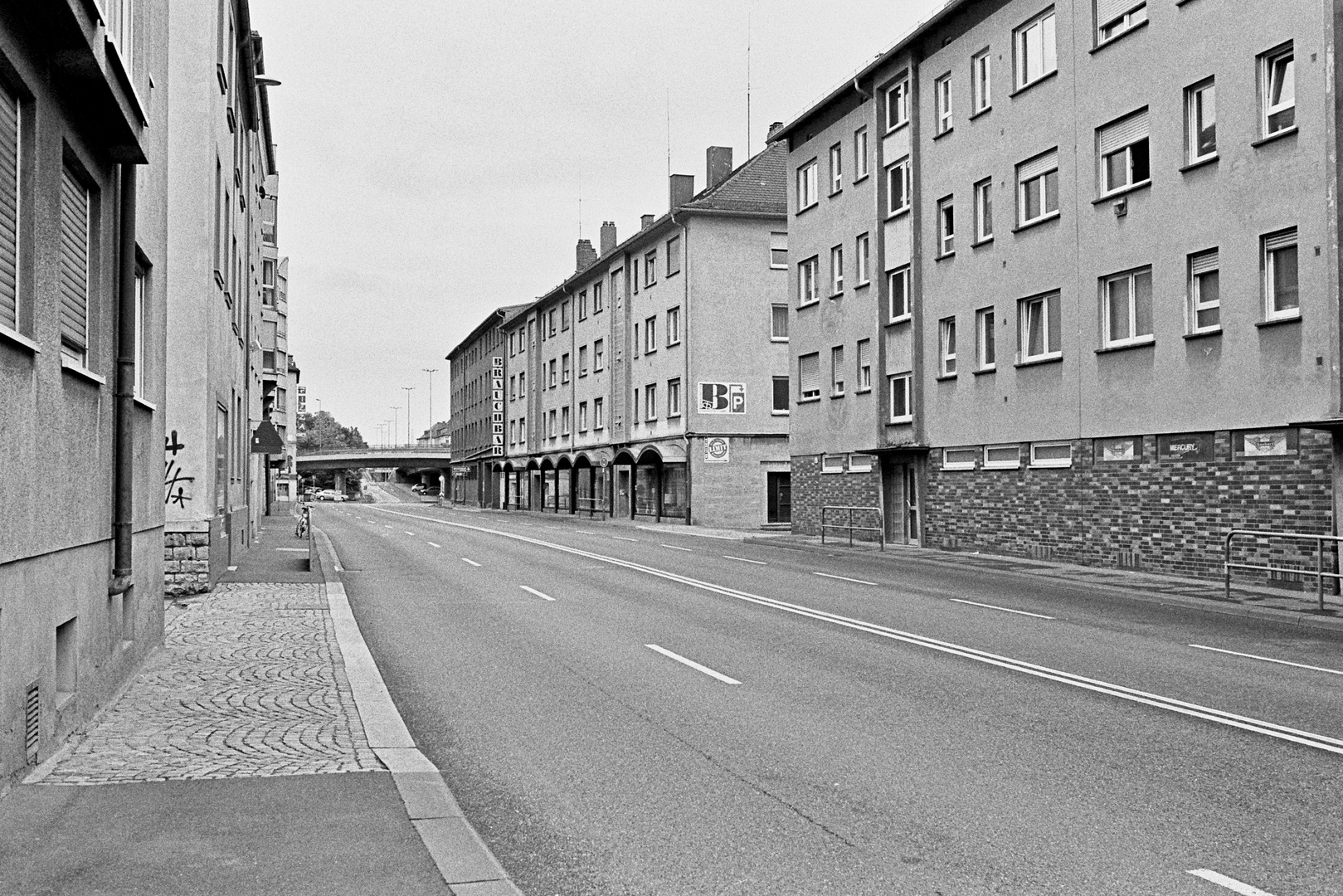 Strasse 