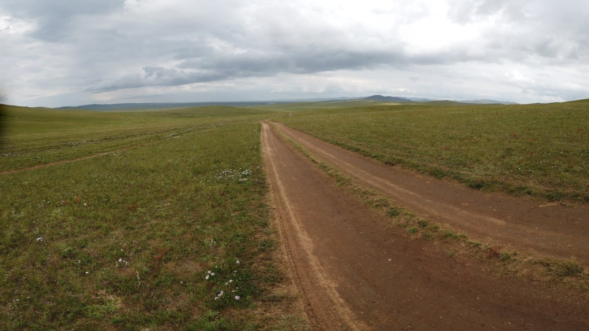 Strasse im Khenti Aimag.