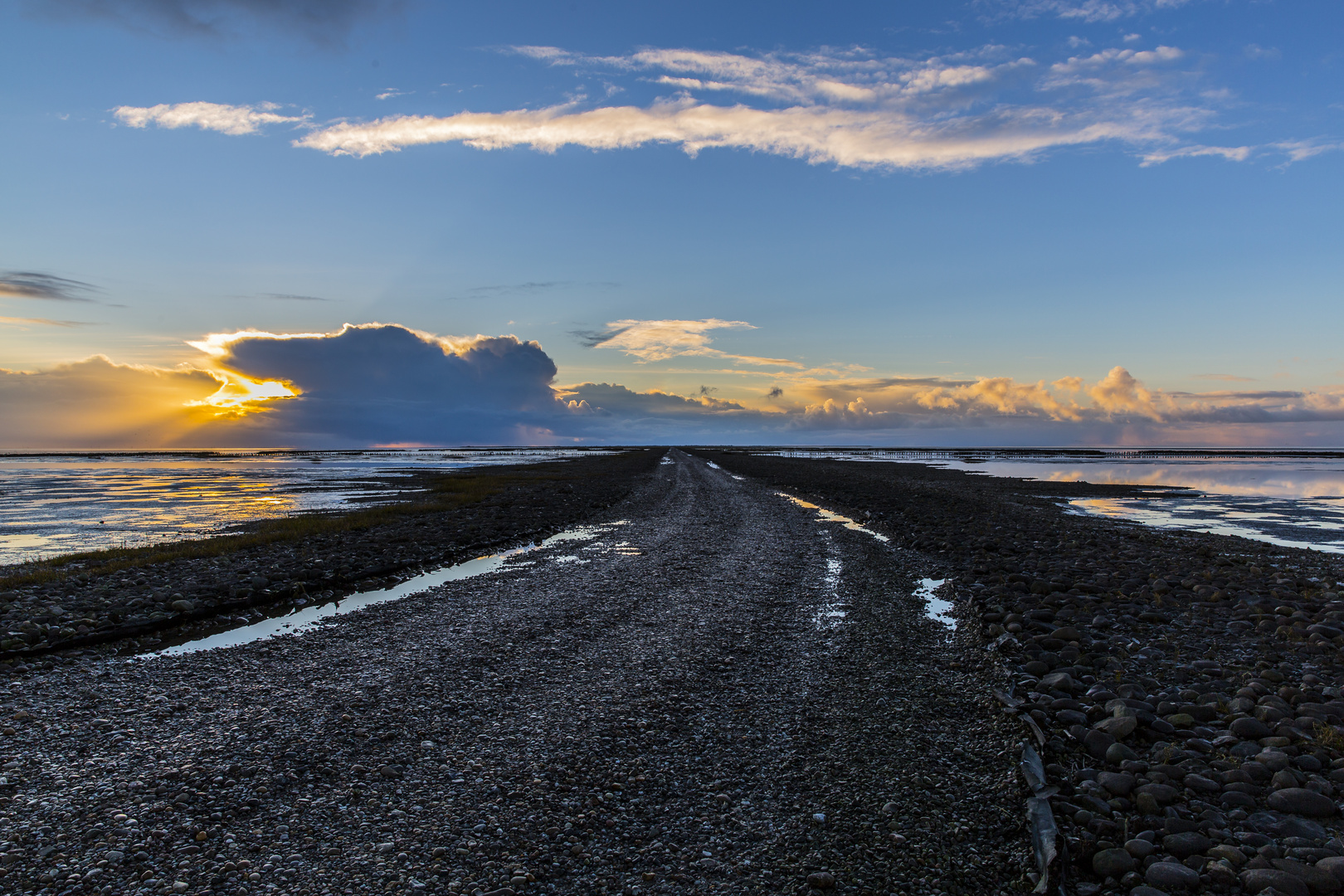 Straße im Wattenmeer