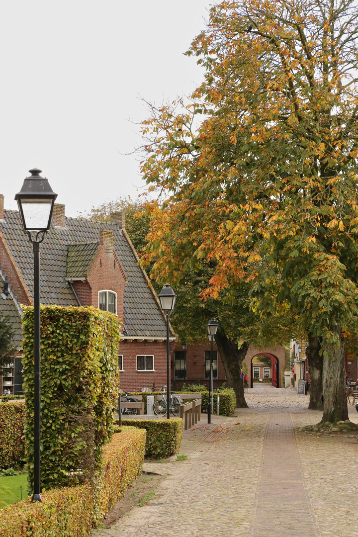 Straße in der Festungsanlage von Bourtange (2014_10_20_EOS 6D_7524_ji)