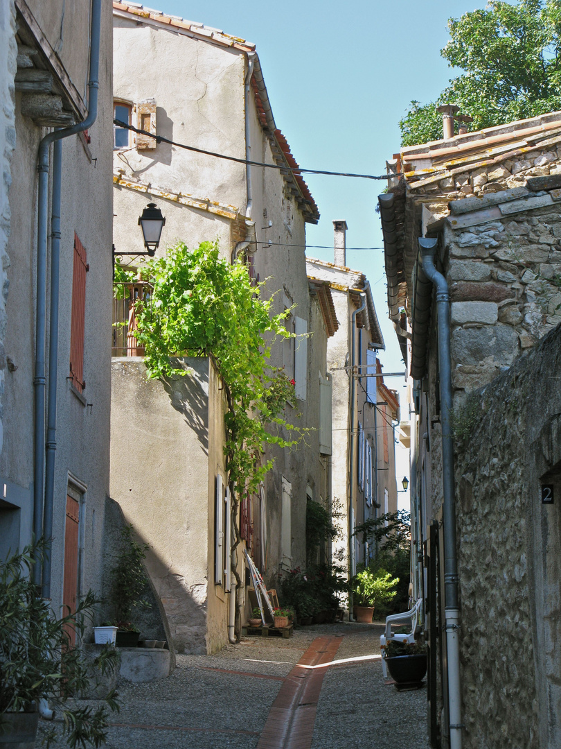 Strasse in MONTOLIEU