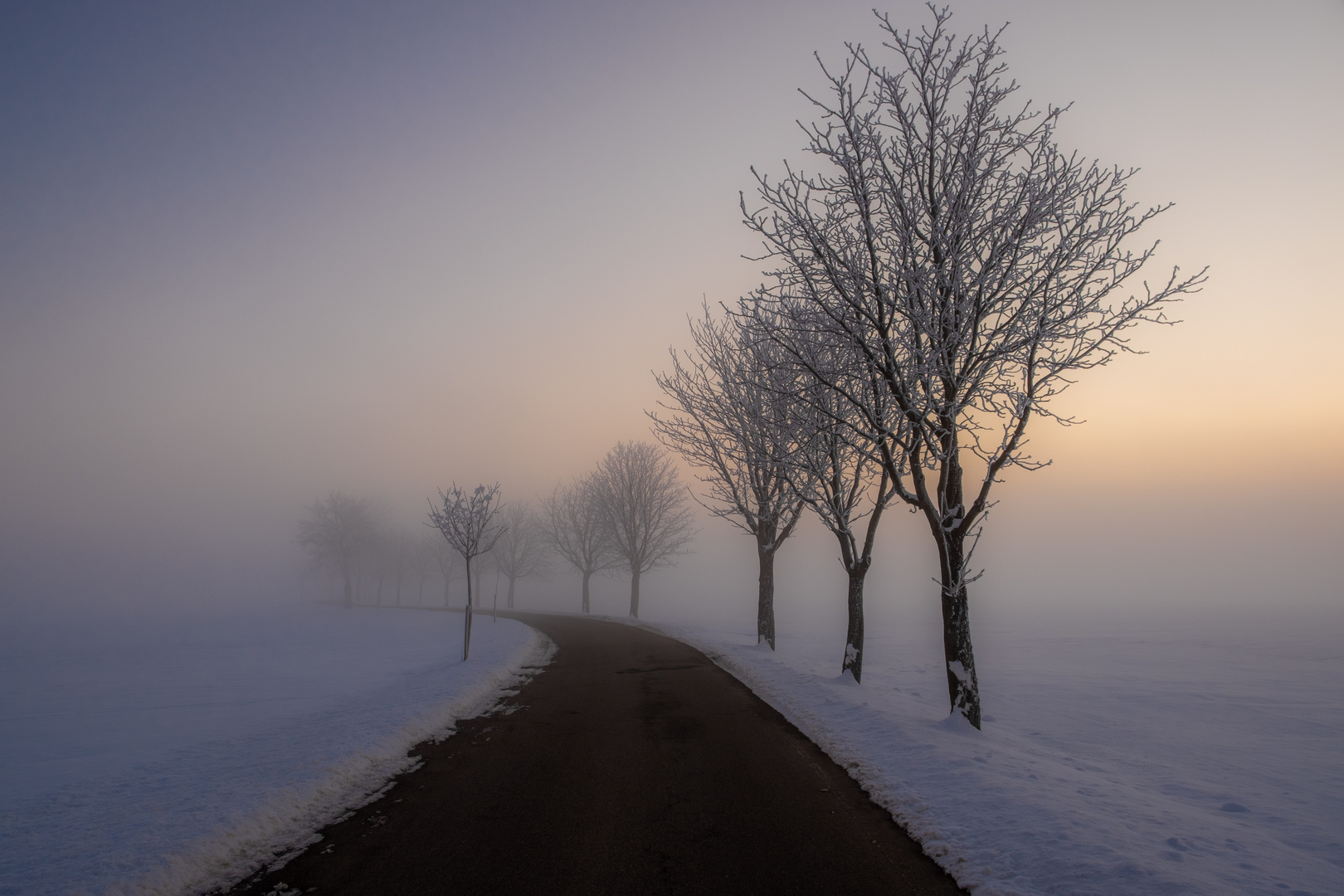 Straße ins Nirgendwo