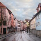 Straße nach einem Regen