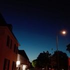 Straße Vorstadt beginnende Nacht