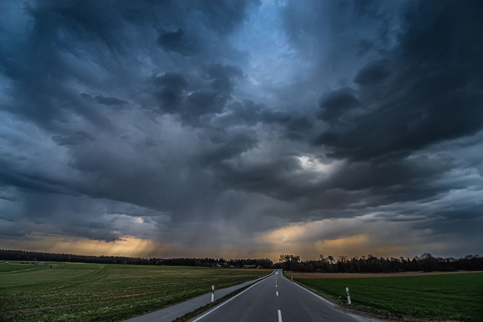 Straße zum Licht