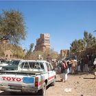Straße zum meist fotografierten Motiv des Jemen......