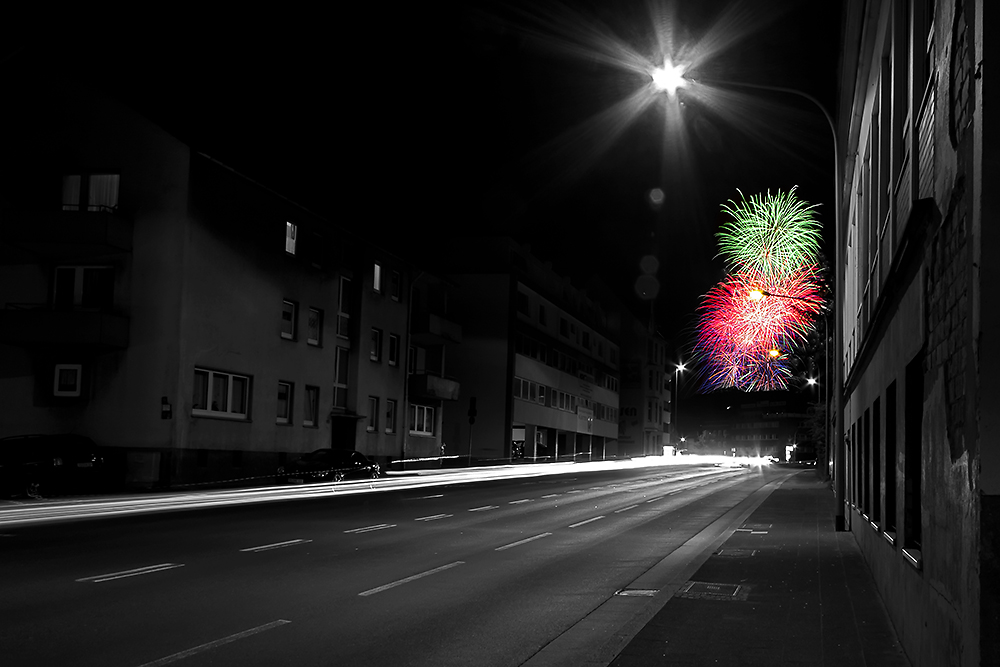 Straßen Feuerwerk ...