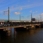 Strassen und Eisenbahnbrücke