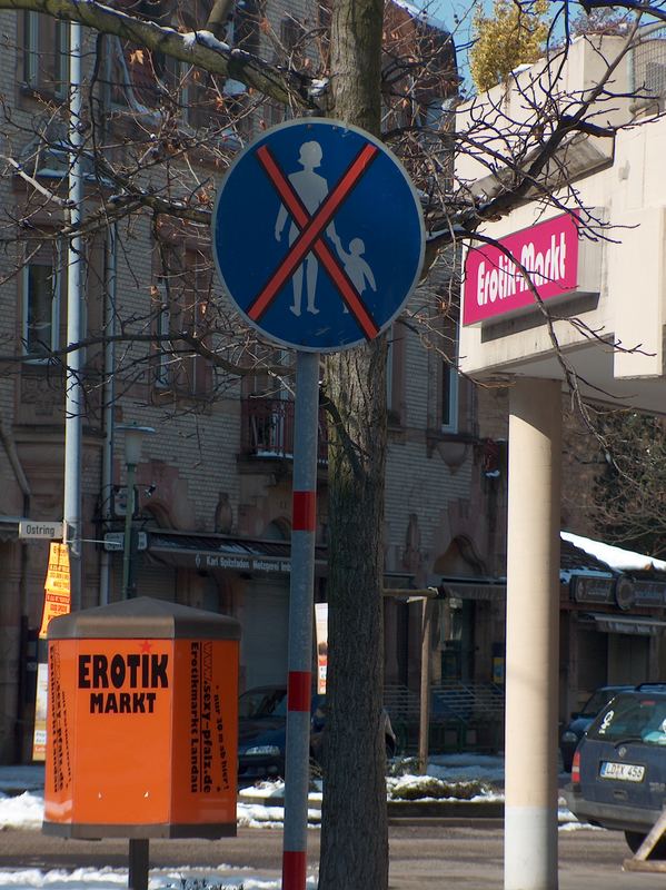 Straßen-Verkehrs-Ordnung?