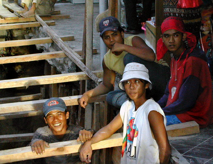 Straßenarbeiter auf Bali #8