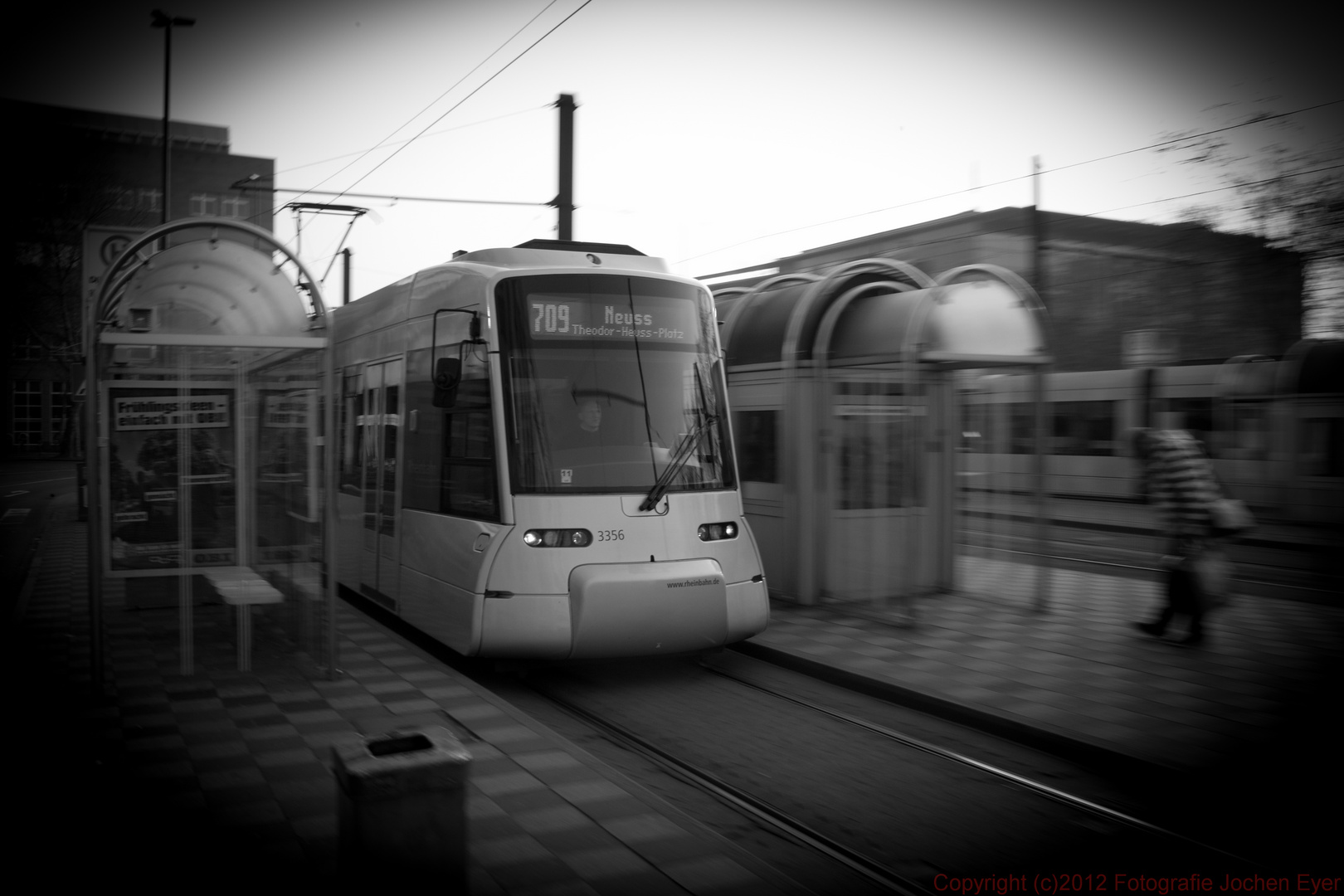 Straßenbahn 709 nach Neuss