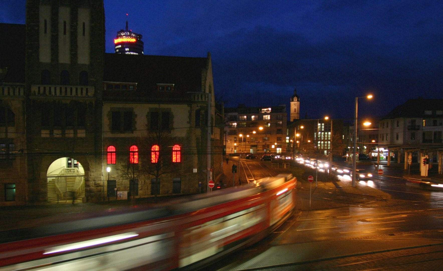 Straßenbahn am Volksbad Jena