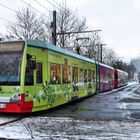 Straßenbahn bei leichten Winterverhältnissen