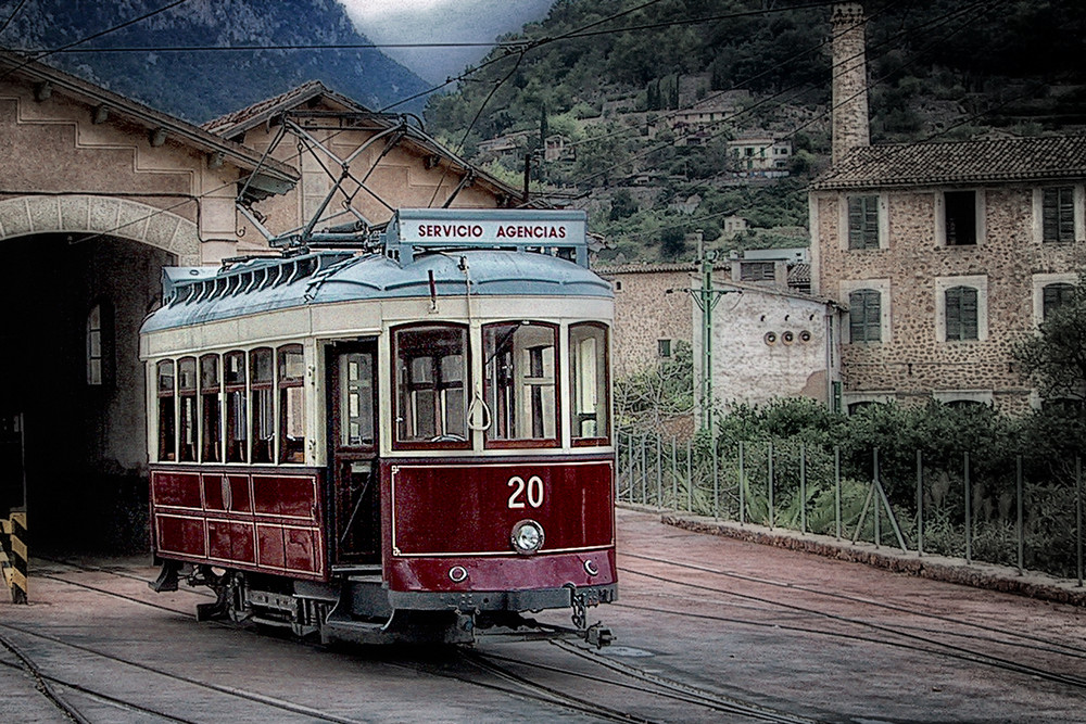 Straßenbahn ...