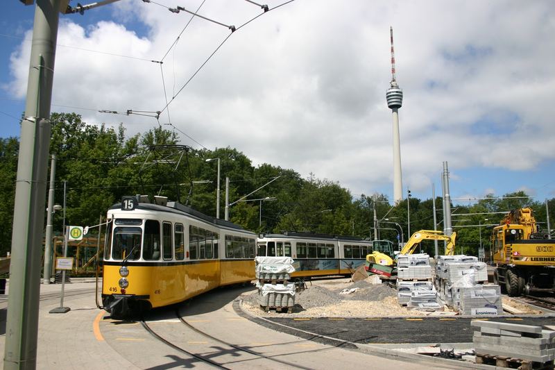 Strassenbahn in Baustelle (2)