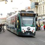 Straßenbahn mit "Schutzengel"