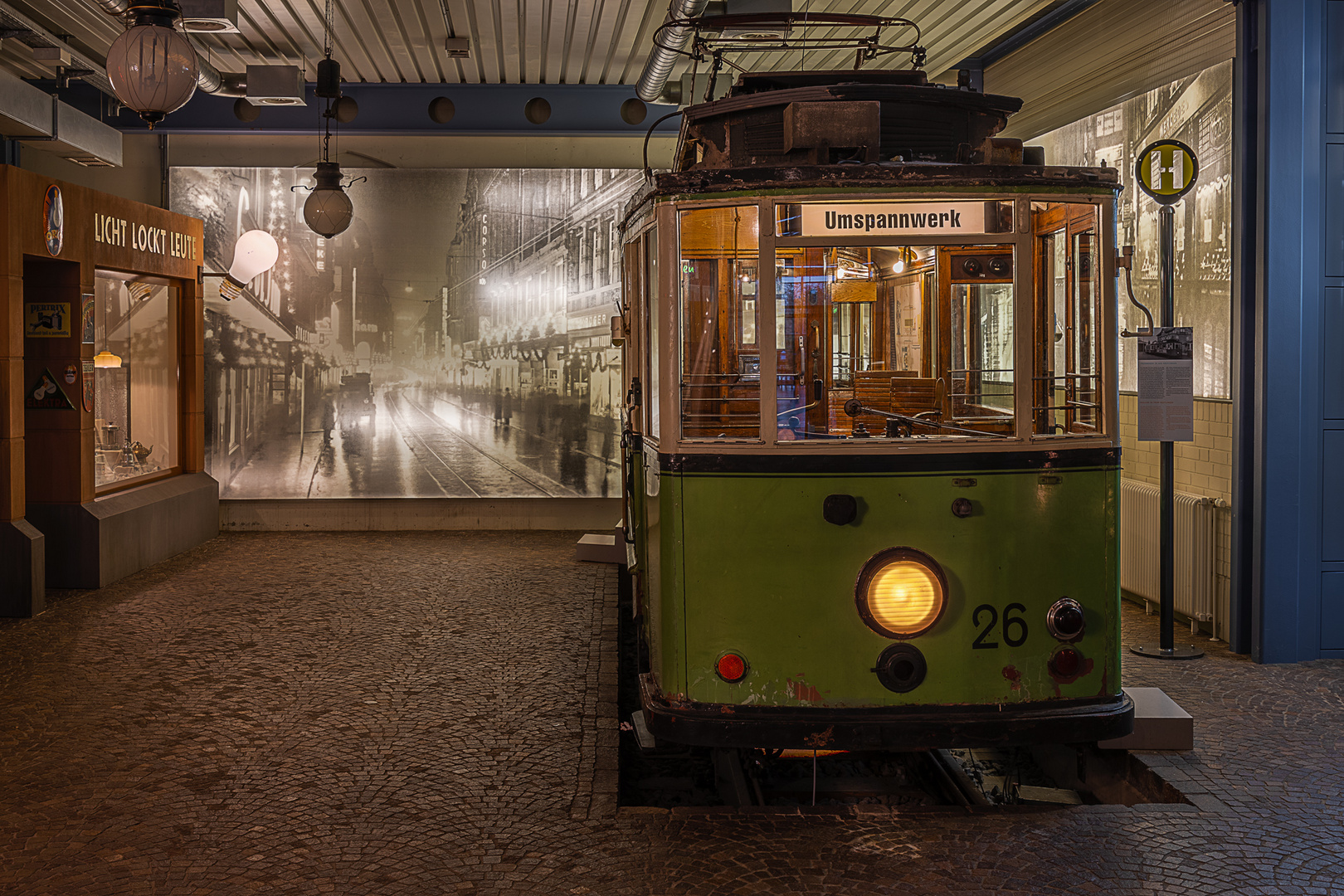 Straßenbahn-Oldtimer von 1916