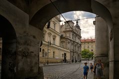 Strassenbahn Tunnel Prag- Der Zug kommt gleich