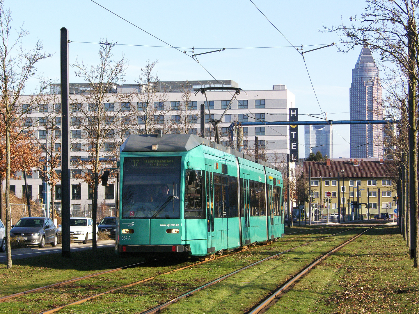 Straßenbahn und "Messebleistift"