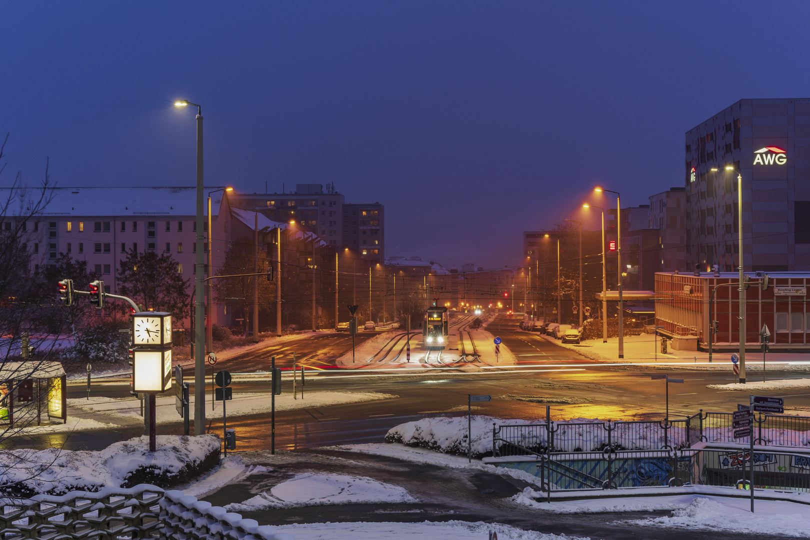 Straßenbahn zum Bahnhof