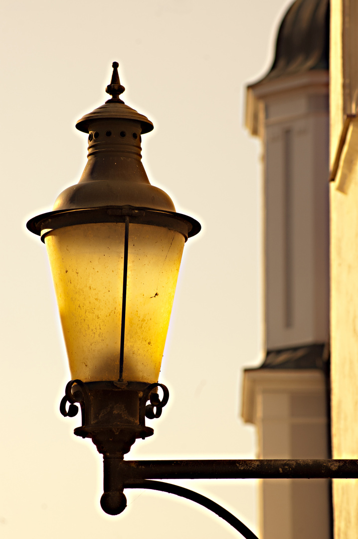 Straßenbeleuchtung in Passau (09.03.2012,Fr)