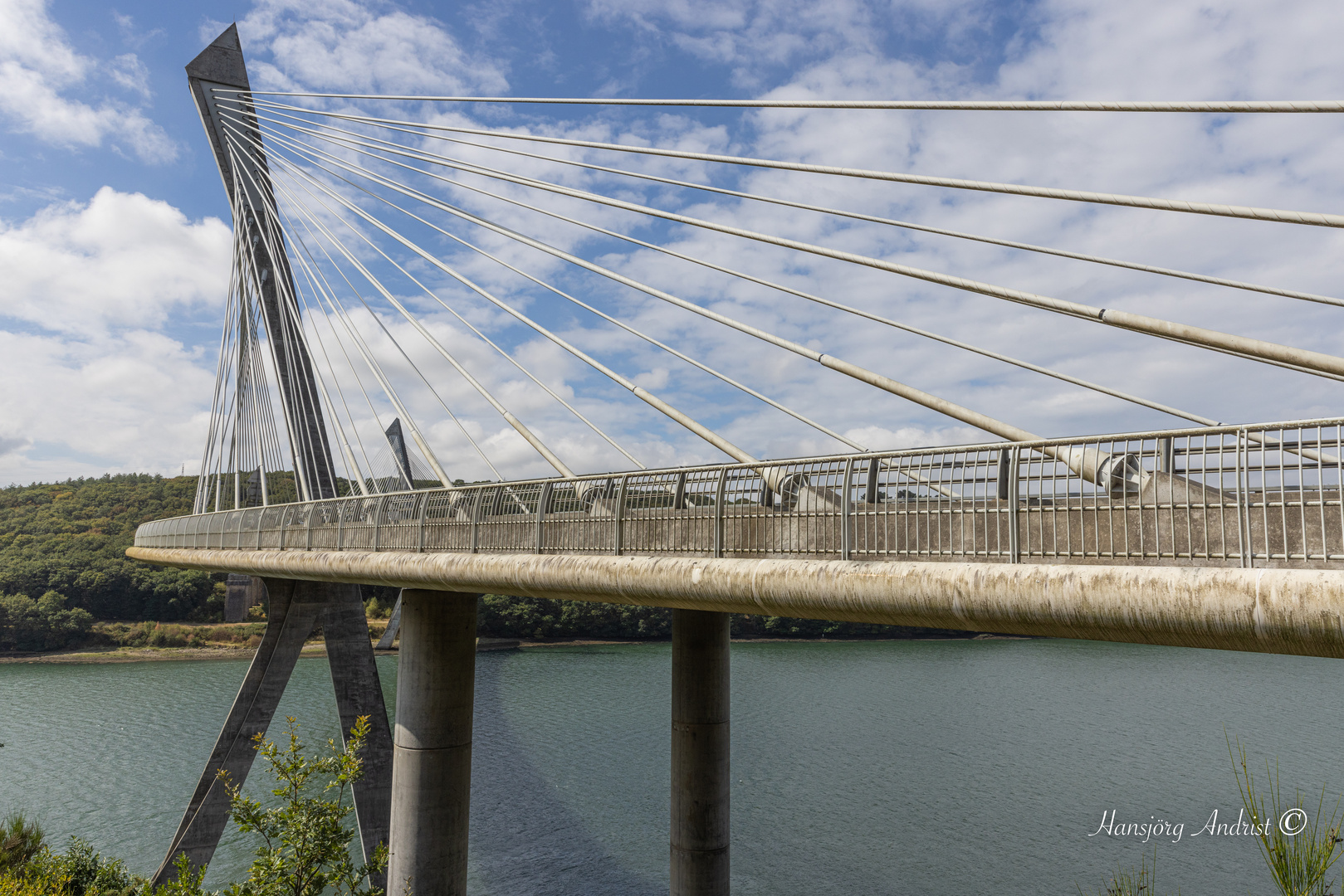 Strassenbrücke