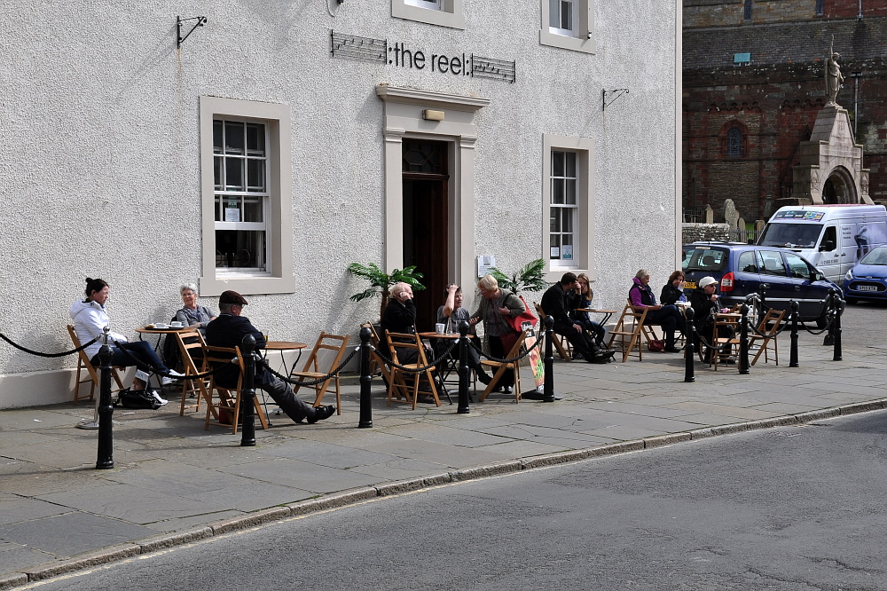 "Straßencafe" in Kirkwall