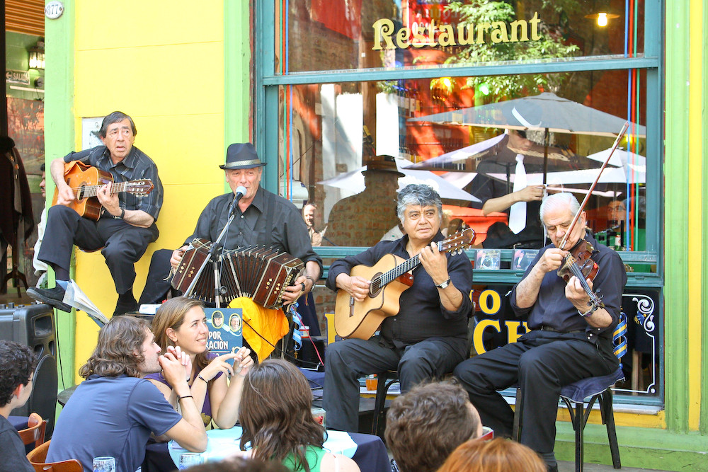 Straßencafe in La Boca