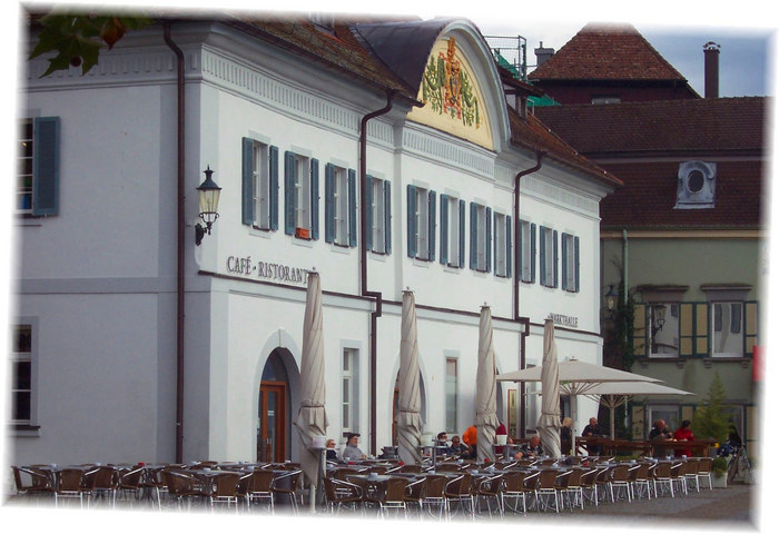 Straßencafe in Überlingen