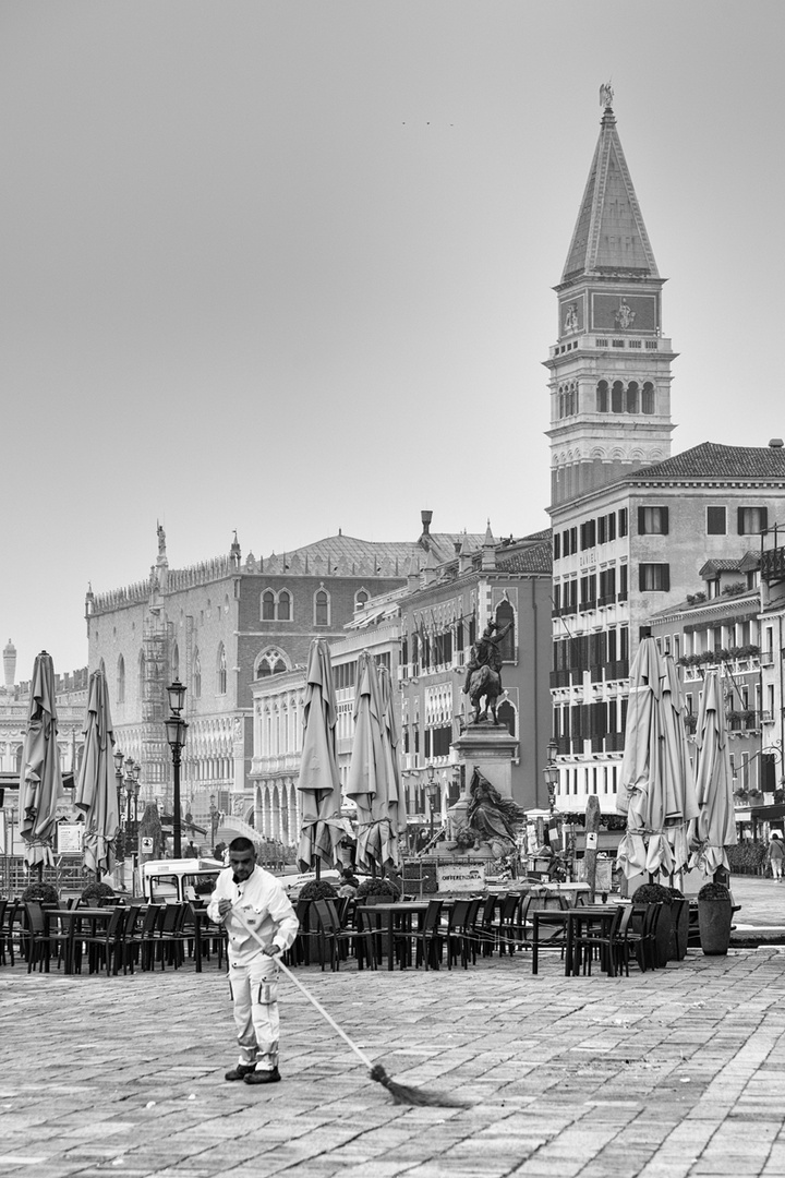 Straßenfeger von Venedig