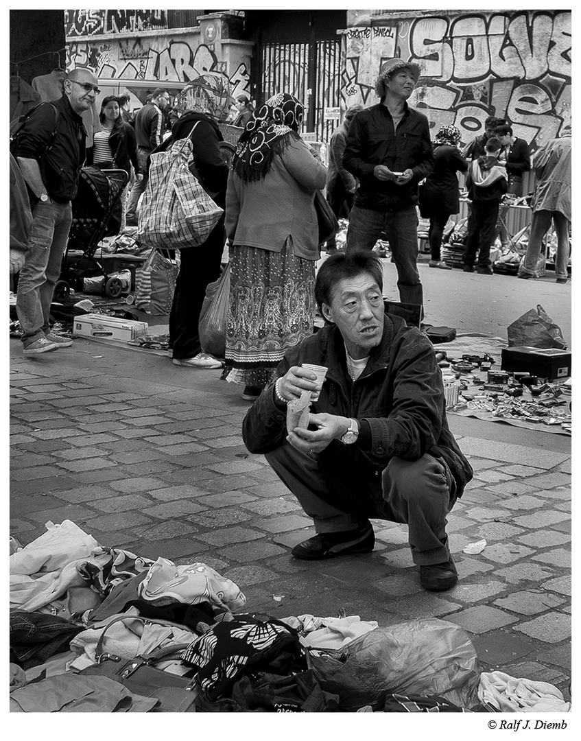 Straßenflohmarkt in Paris