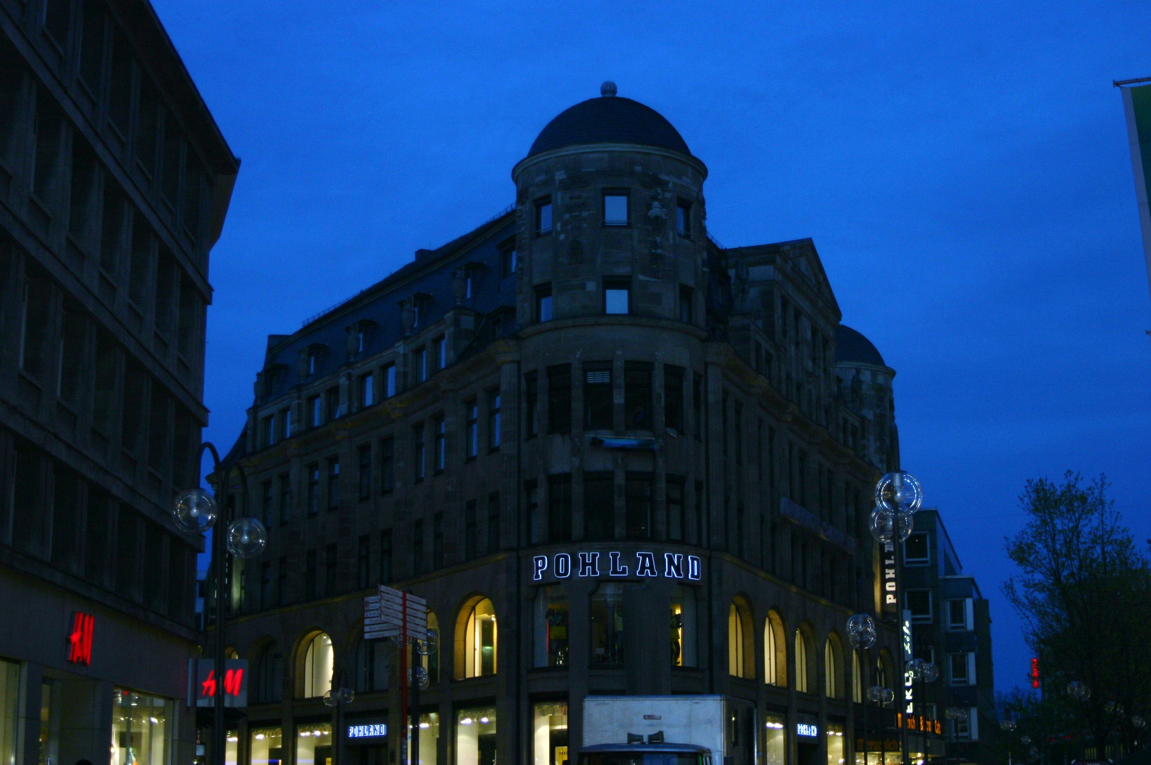 Strassengabelung Schildergasse-Hohestrasse Köln