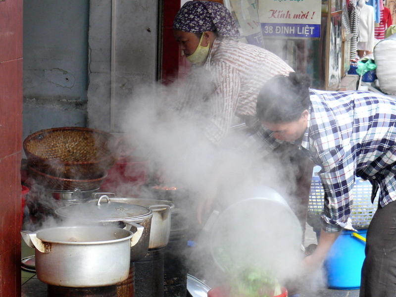 Strassenküche in Hanoi