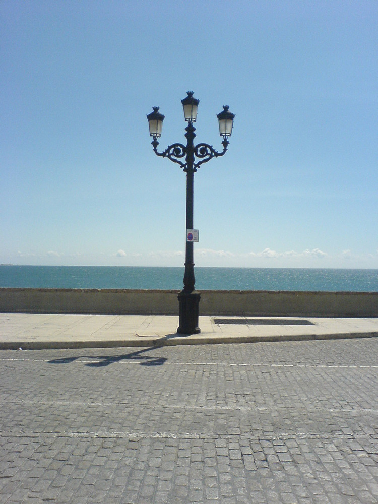 Strassenlampe in Cadiz