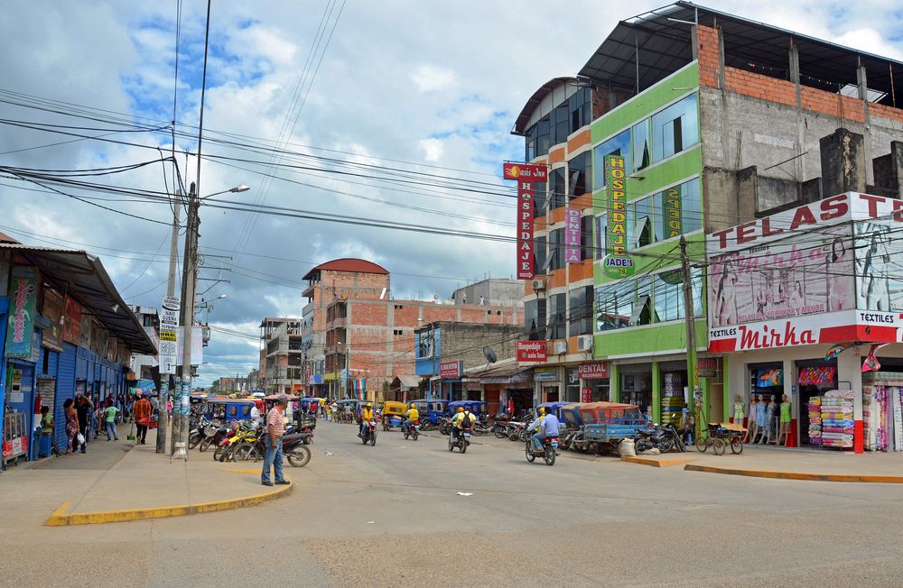 Straßenleben in Puerto Maldonado in Peru