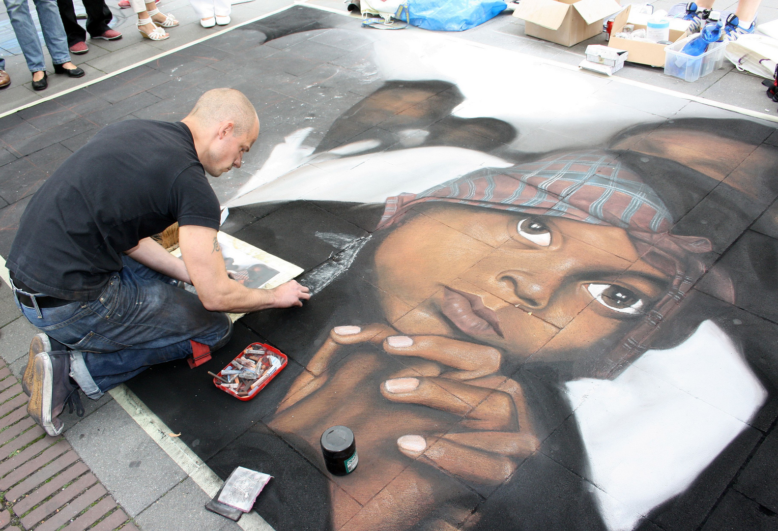 Straßenmaler, Künstler mit Kreide