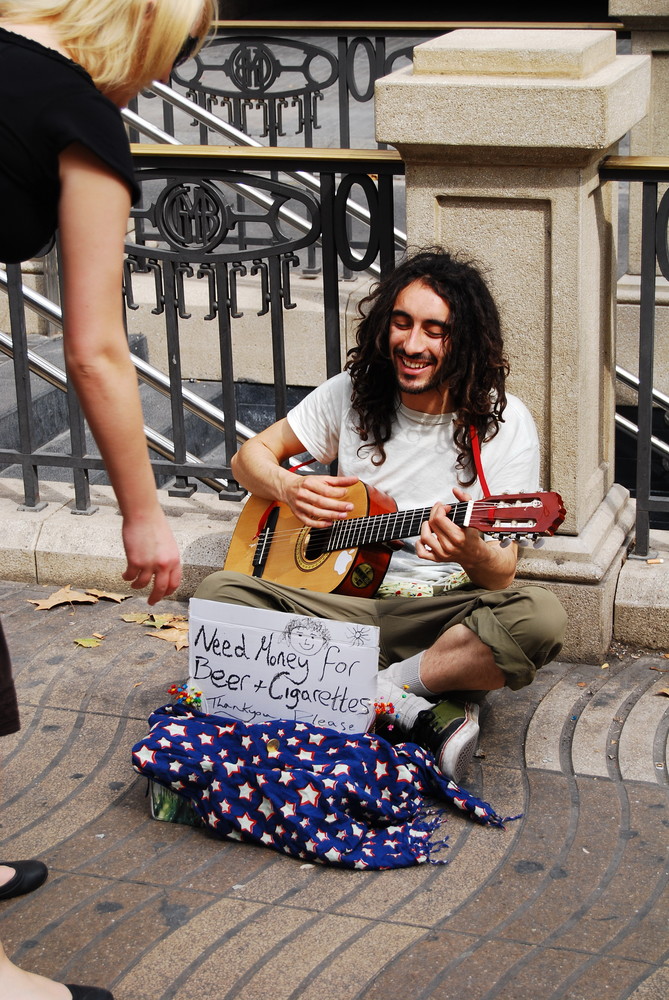 Straßenmusikant auf den Ramblas in Barcelona