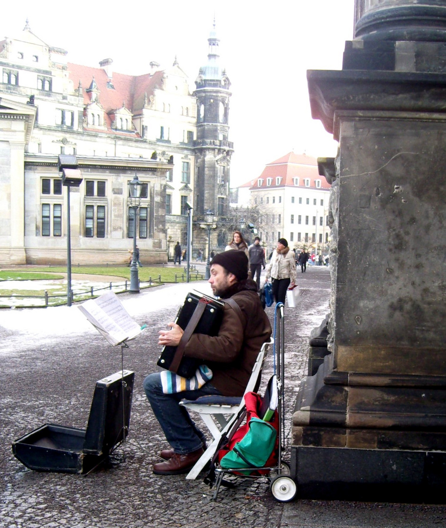 Straßenmusikant, Dresden