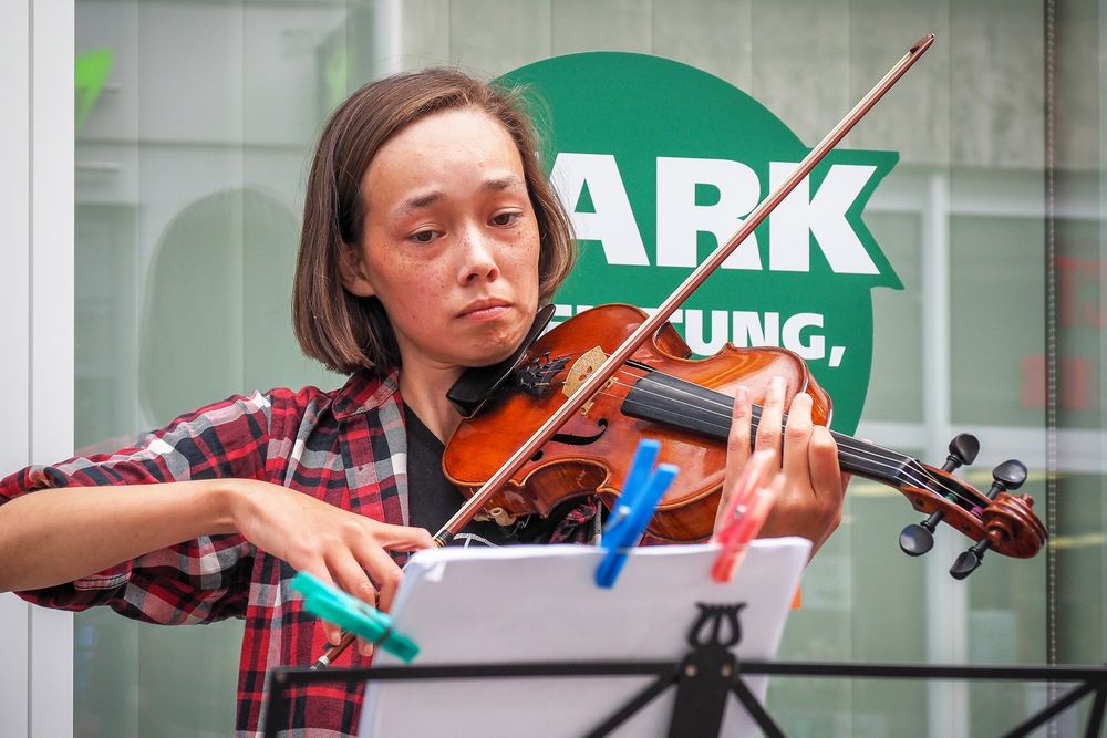 Straßenmusikanten beleben die Rostocker Innenstadt