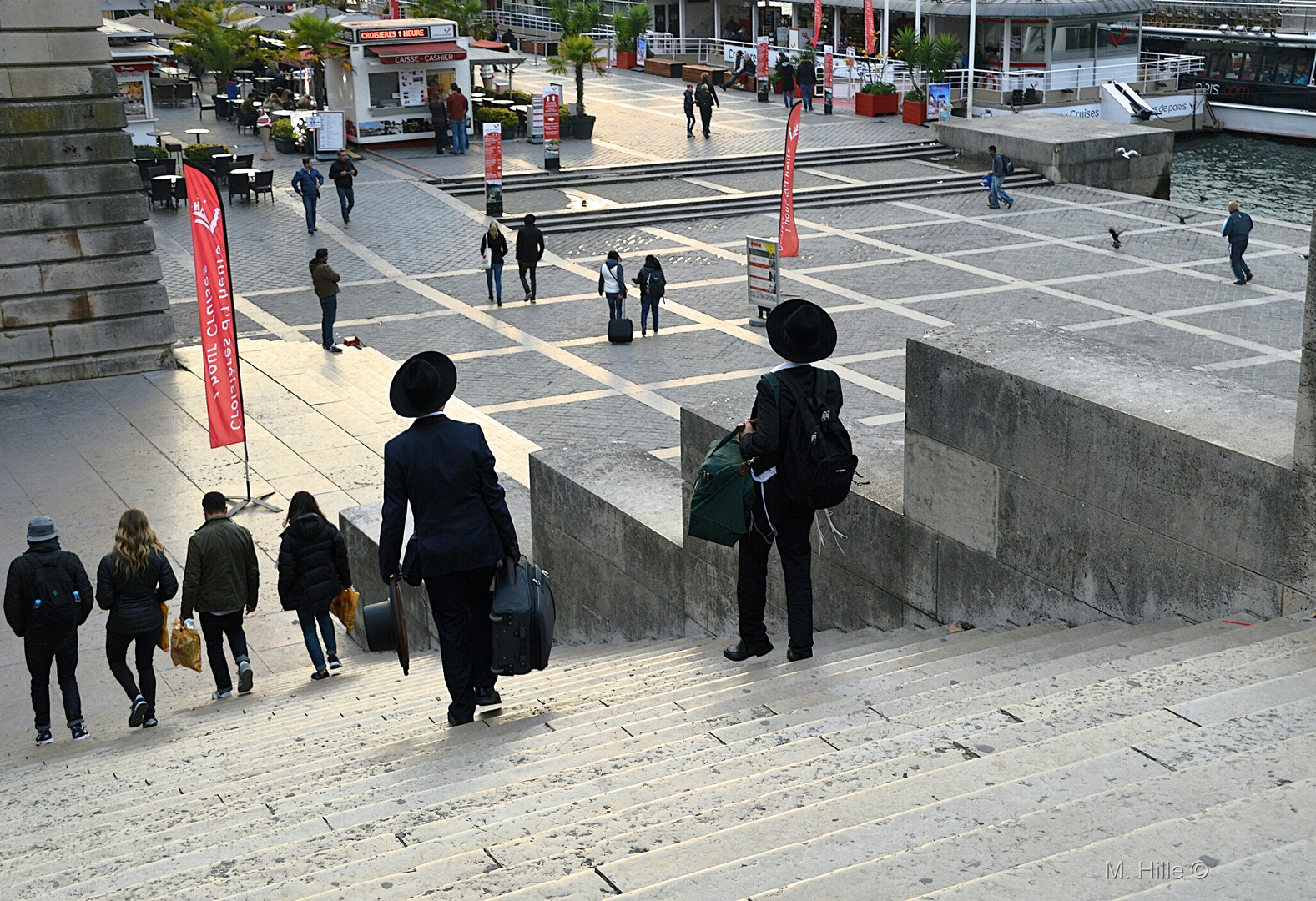 Straßenmusiker auf dem Weg zum spielen !