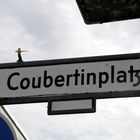 Straßenschild mit deko