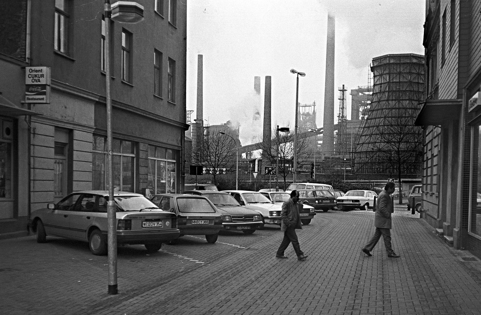 Straßenszene Duisburg Bruckhausen 1987