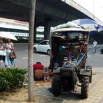 Straßenszene im sommerlichen Hefei