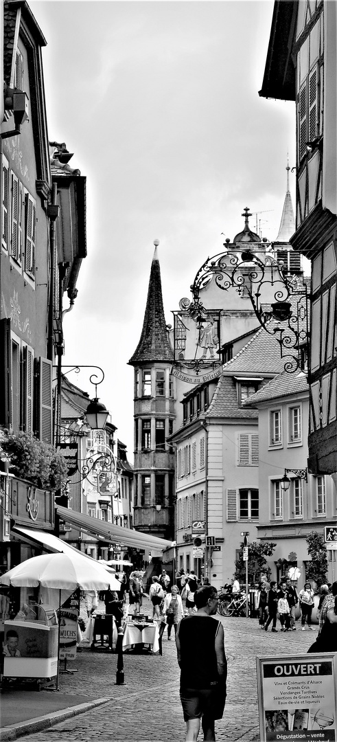 Straßenszene im Zentrum von Colmar 