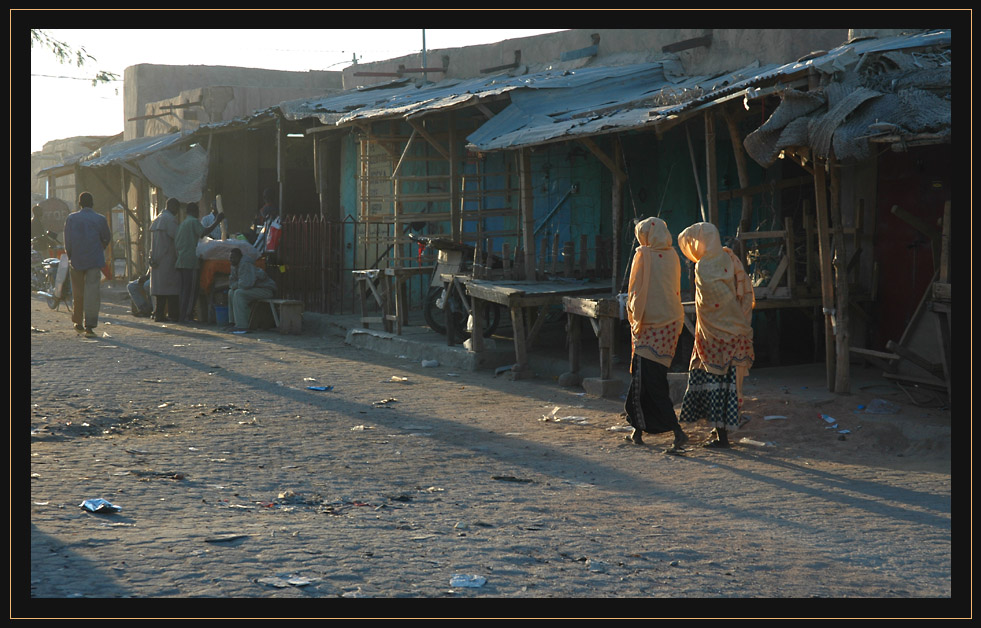 strassenszene in agadez