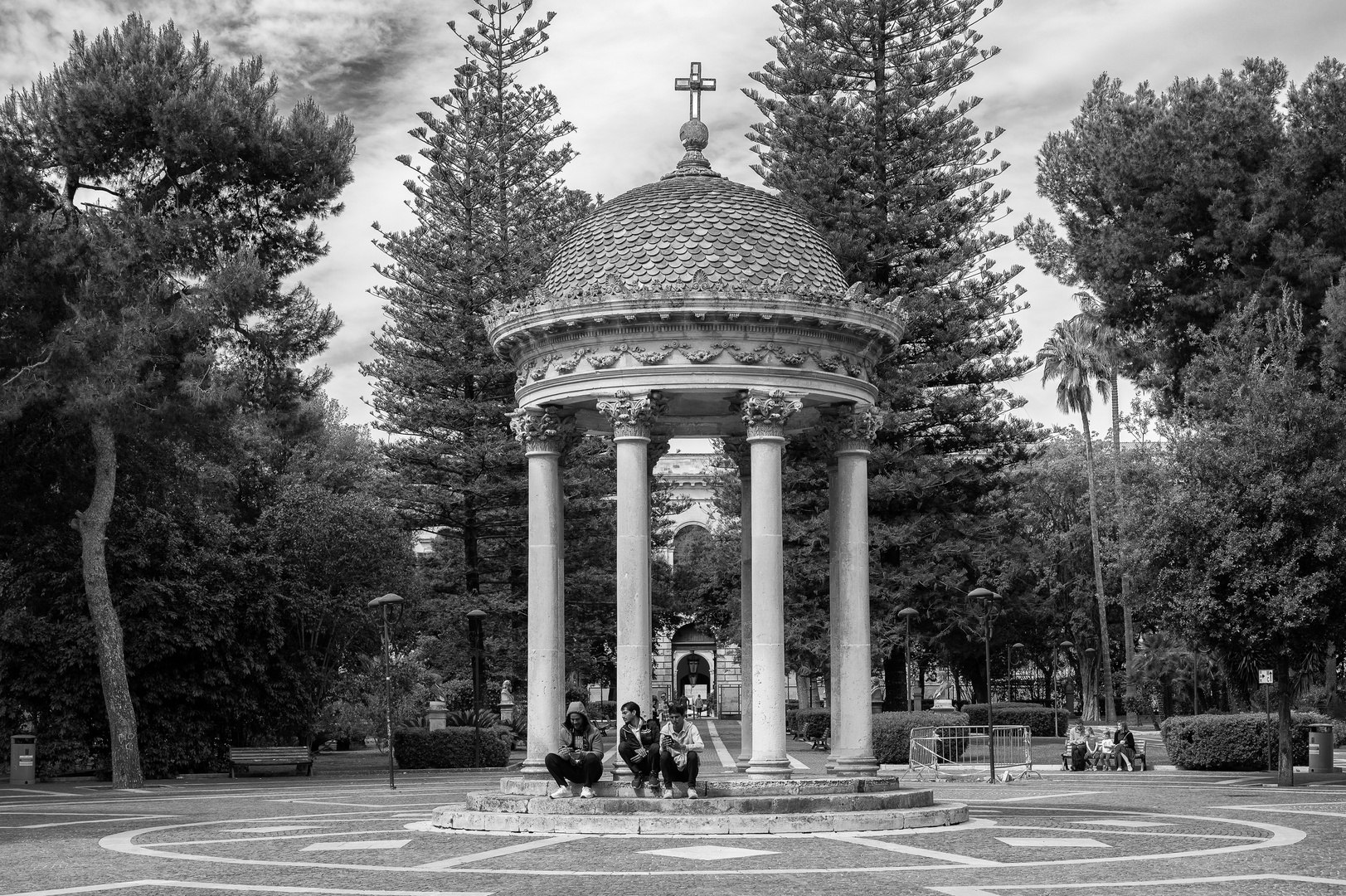 Straßenszene in Lecce/ Apulien